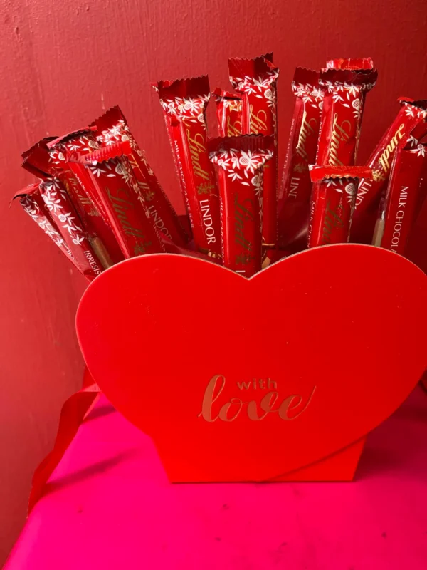Lindor Love Heart Box