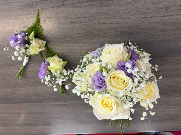 Bride bouquet and button holes